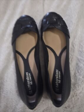 Naturalizer Black Women's Ballet Flats - Comfort Insole Size 9 Worn 1x
